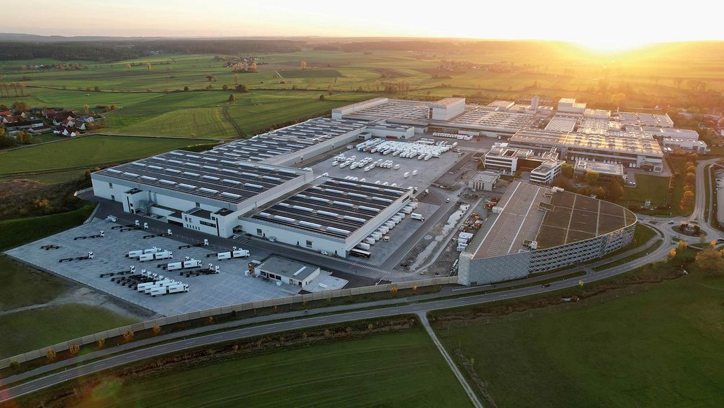 Luftbild vom Schüller Werk